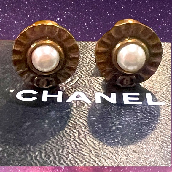 Chanel Vintage Earrings - Picture 1 of 5